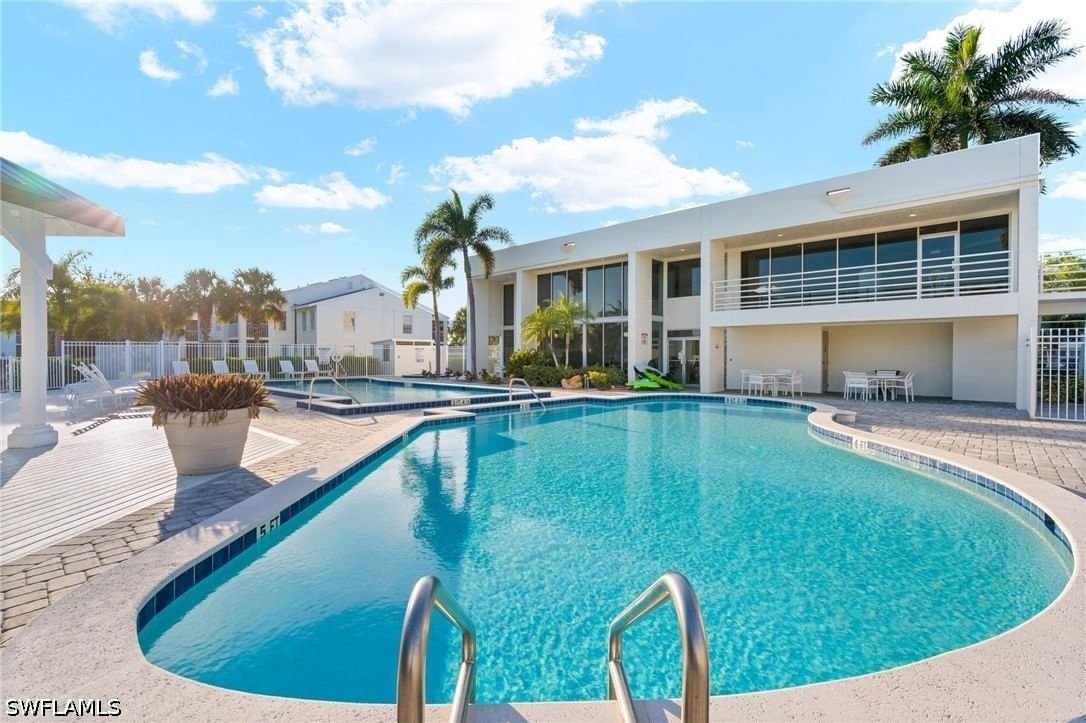 161 Santa Clara Drive #10, Naples, FL 34104 photo 4
