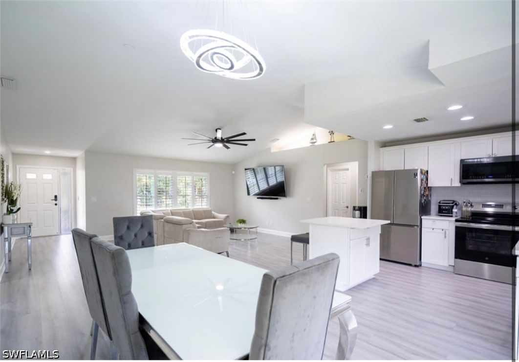 3470 White Boulevard, Naples, FL 34117 photo 2