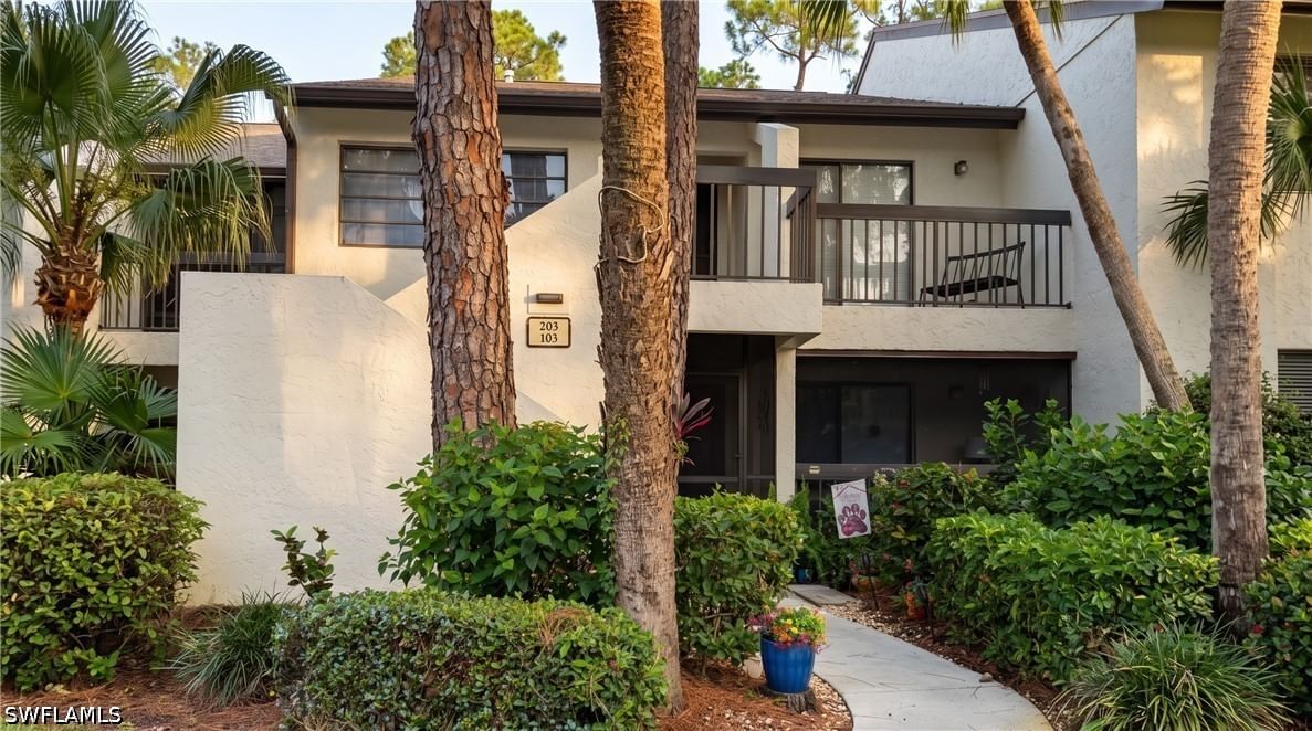 1826 Kings Lake Boulevard #203, Naples, FL 34112 photo 2