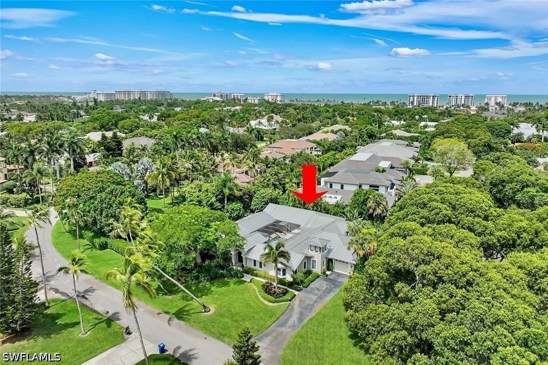 675 Murex Drive, Naples, FL 34102 photo 2