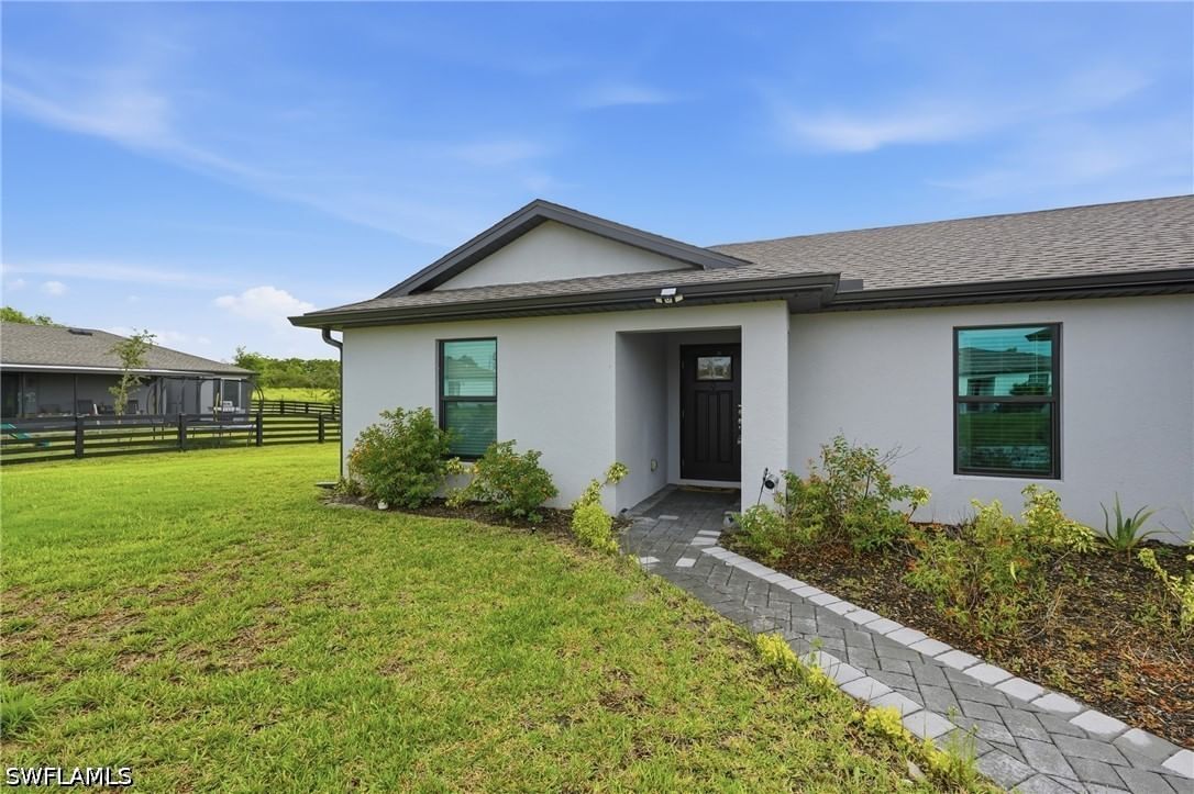 811 Gen Chesty Puller Court, Labelle, FL 33935 photo 3