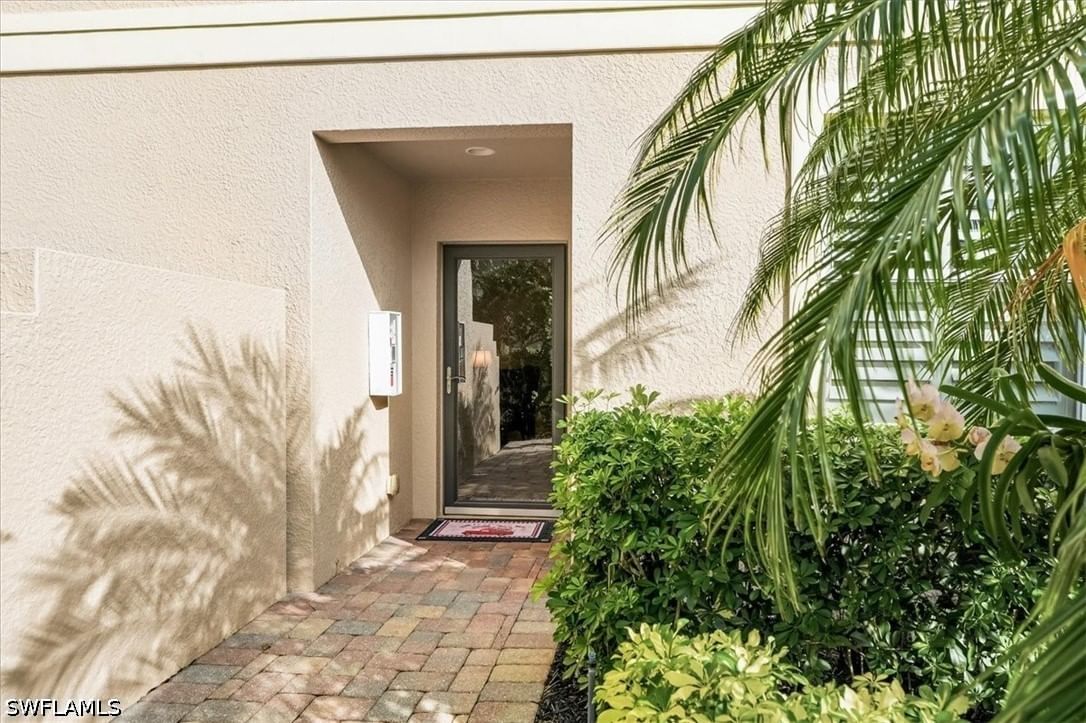 6622 Alden Woods Circle #101, Naples, FL 34113 photo 2