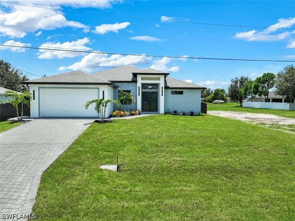 2214 NE 15th Terrace, Cape Coral, FL 33909 photo 2