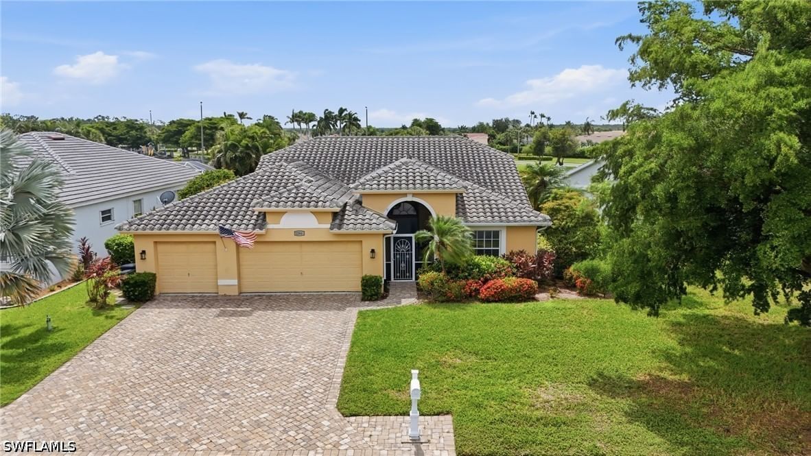12846 Dresden Court, Fort Myers, FL 33912 photo 3