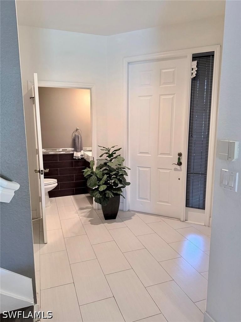 7317 Bristol Circle, Naples, FL 34120 photo 3