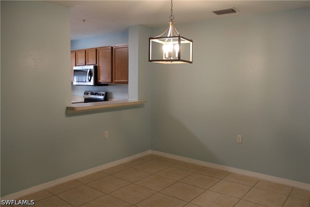 9076 Gervais Circle #403, Naples, FL 34120 photo 5