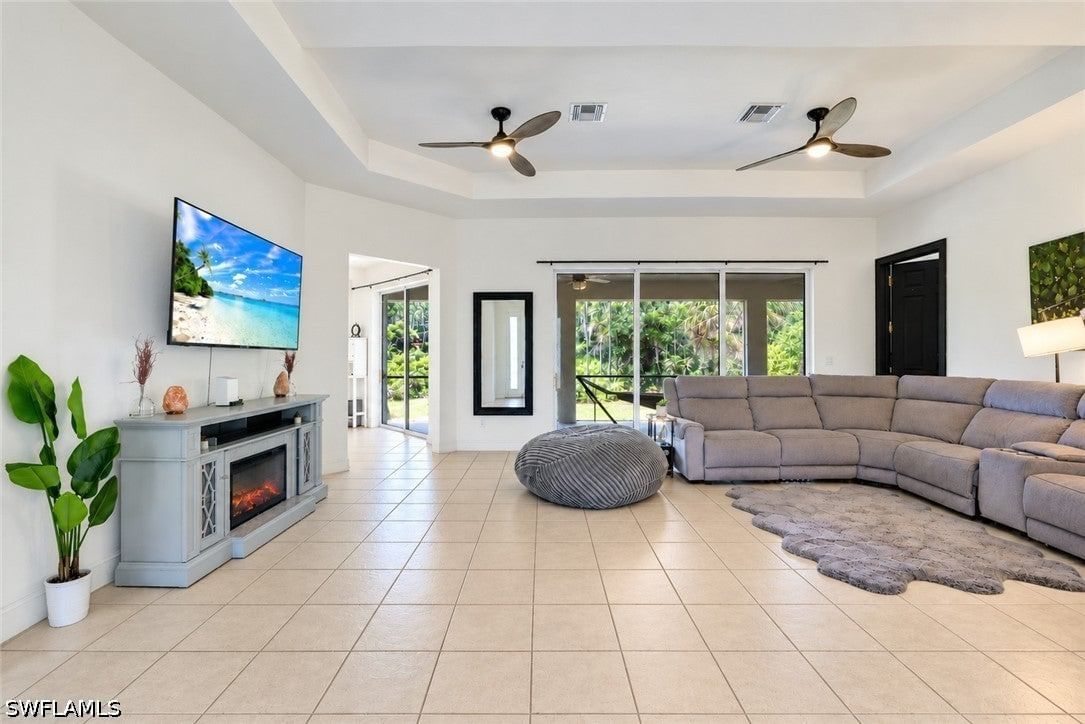 525 Desoto Boulevard N, Naples, FL 34120 photo 4