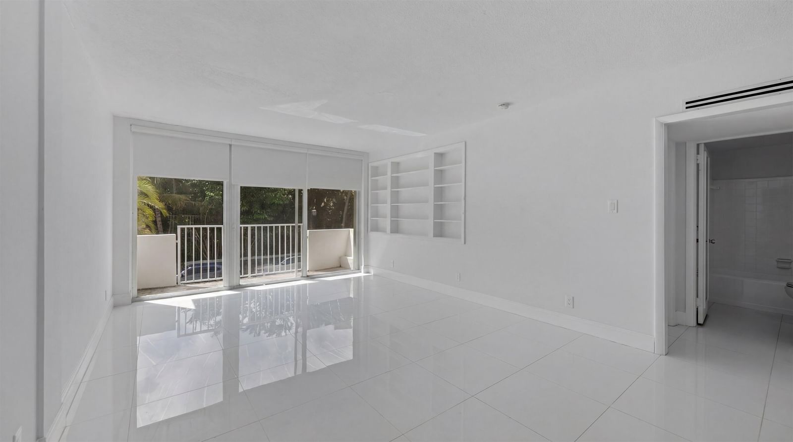 401 Peruvian Avenue #2010, Palm Beach, FL 33480