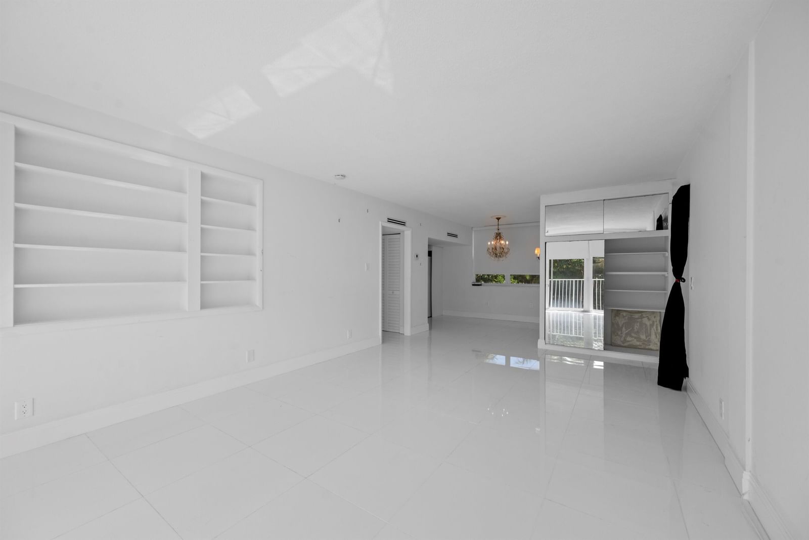 401 Peruvian Avenue #2010, Palm Beach, FL 33480 photo 4