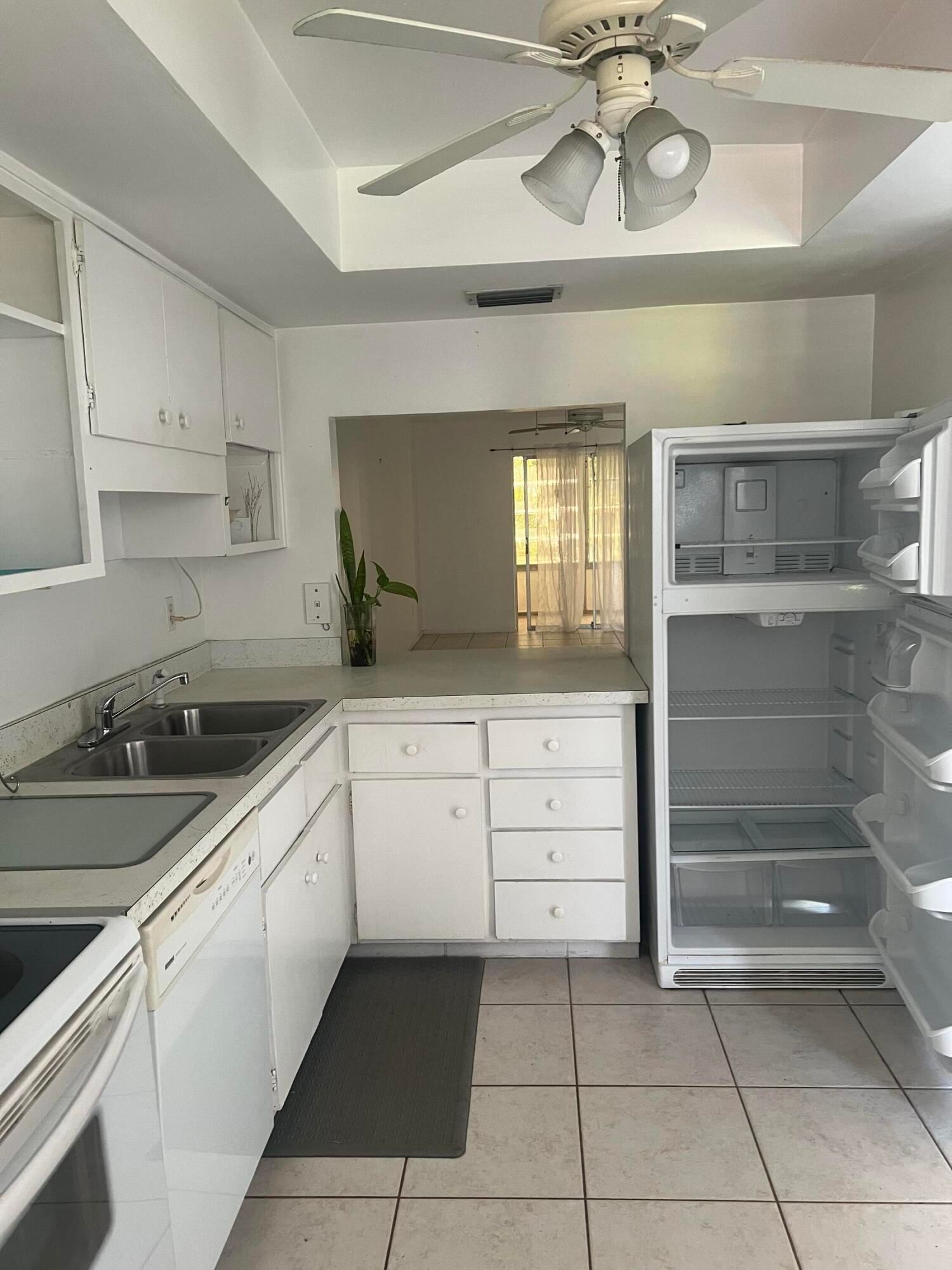 1151 Carlton Court #103, Fort Pierce, FL 34949 photo 4