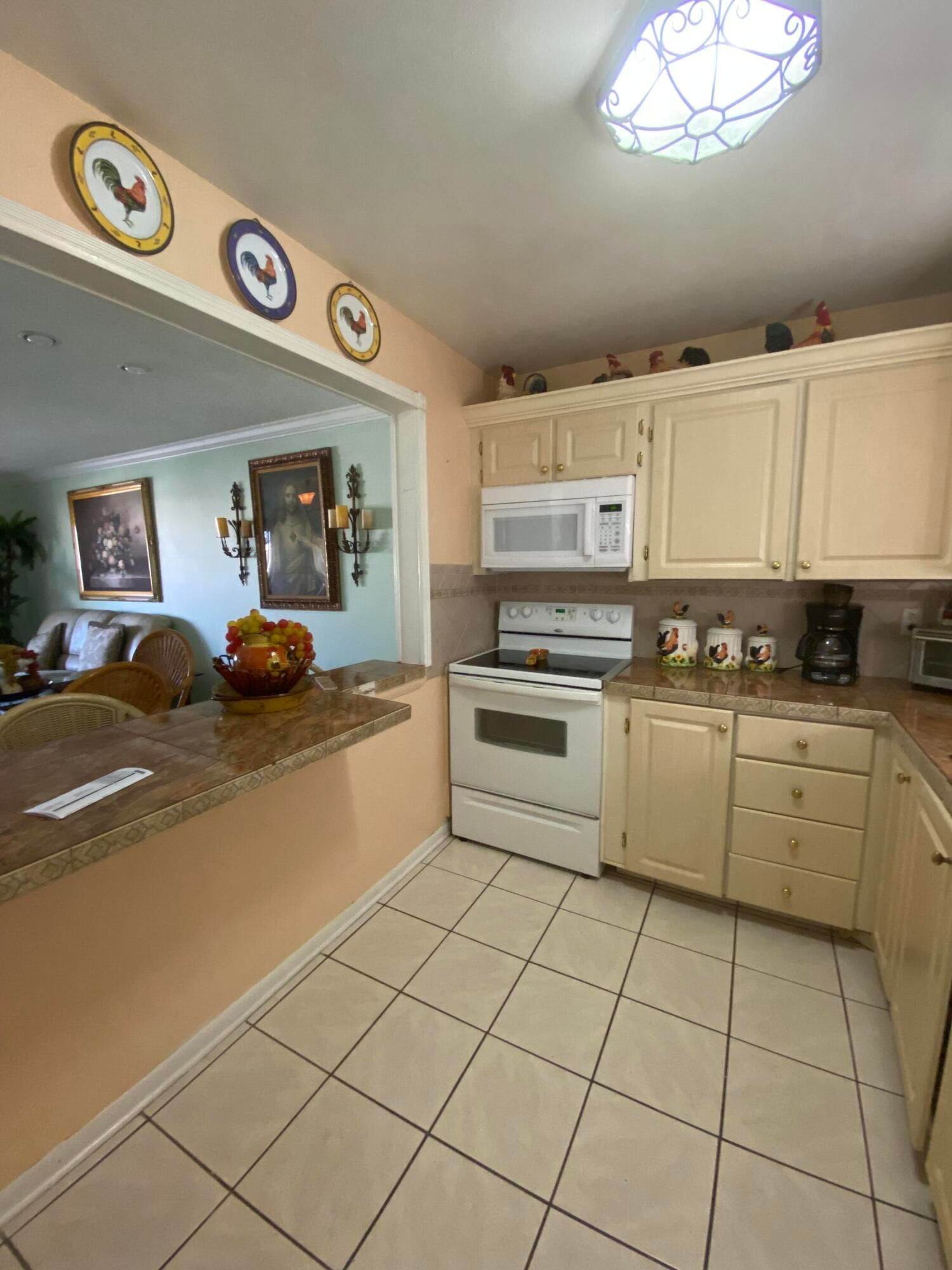 715 Lori Drive #302, Palm Springs, FL 33461 photo 3