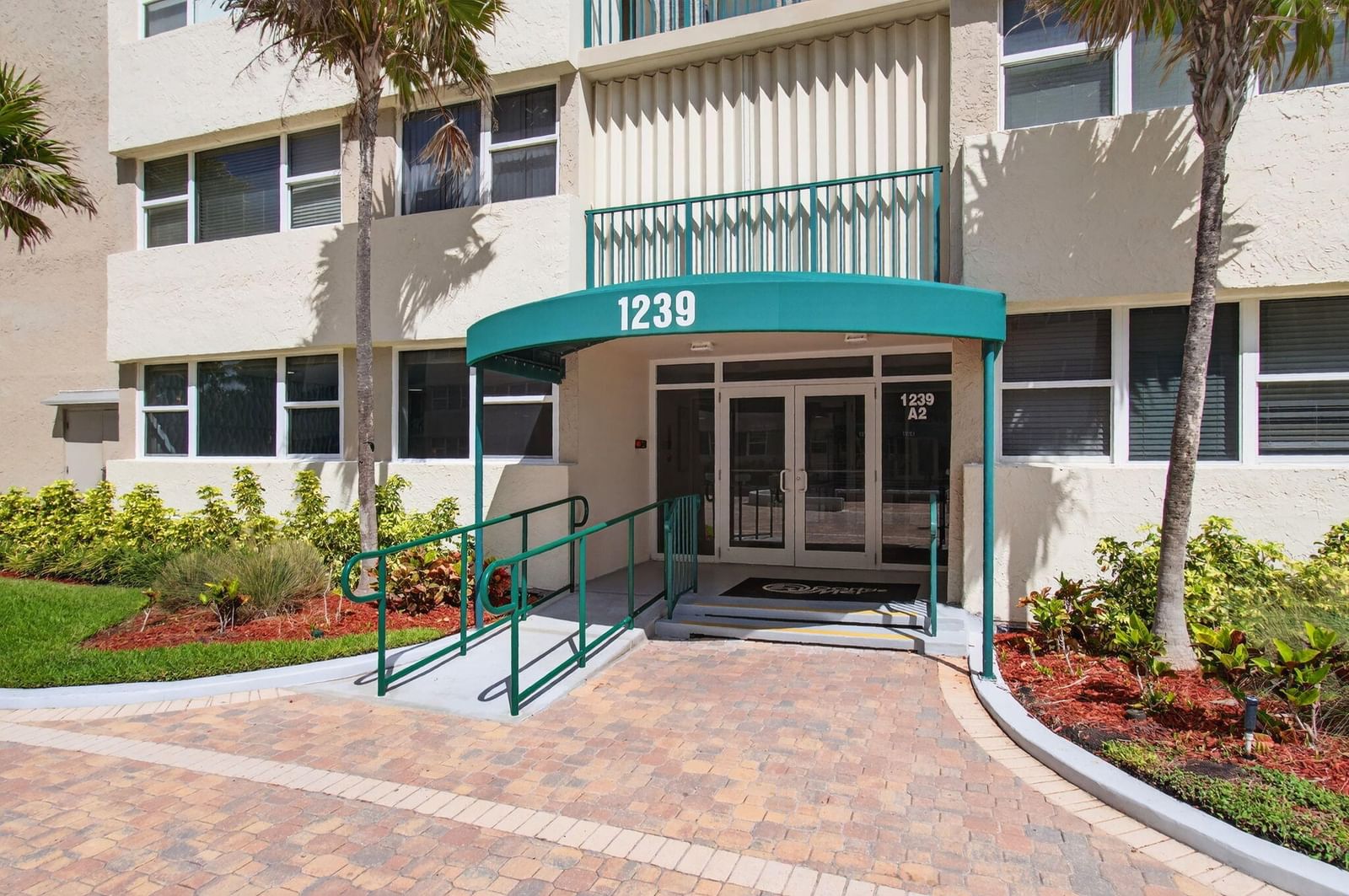 1239 Hillsboro Mile #403, Hillsboro Beach, FL 33062 photo 5
