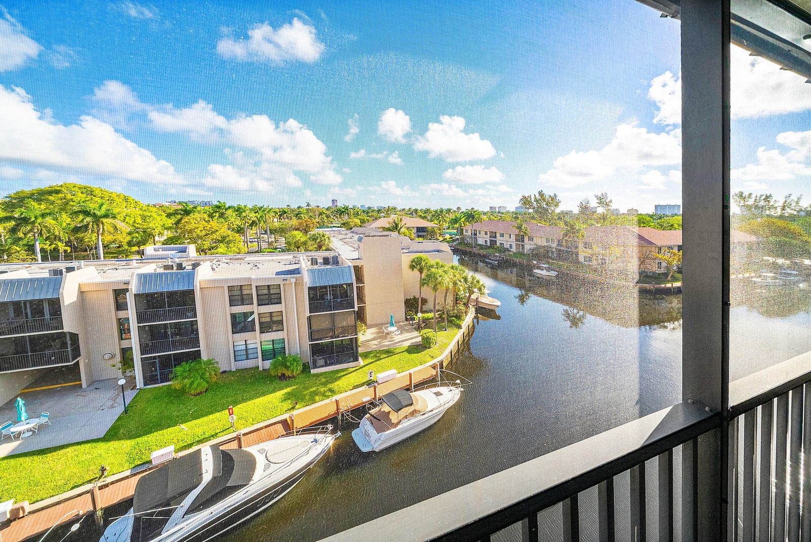 6 Royal Palm Way #605, Boca Raton, FL 33432 photo 3