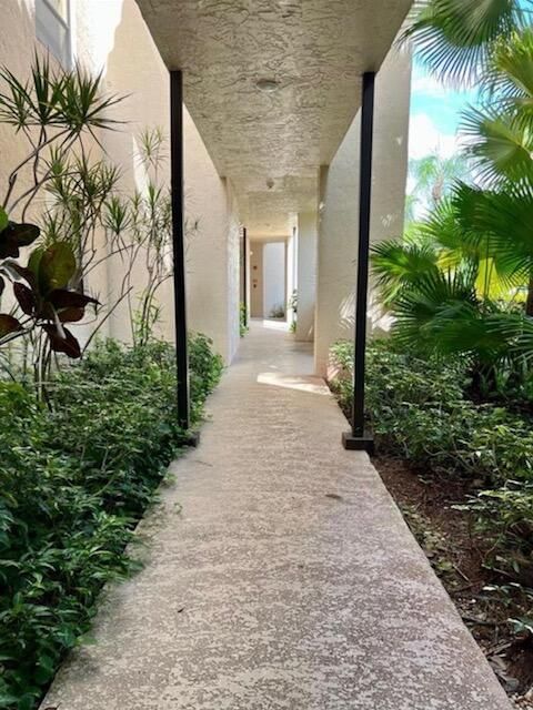 7472 La Paz Boulevard #103, Boca Raton, FL 33433 photo 3
