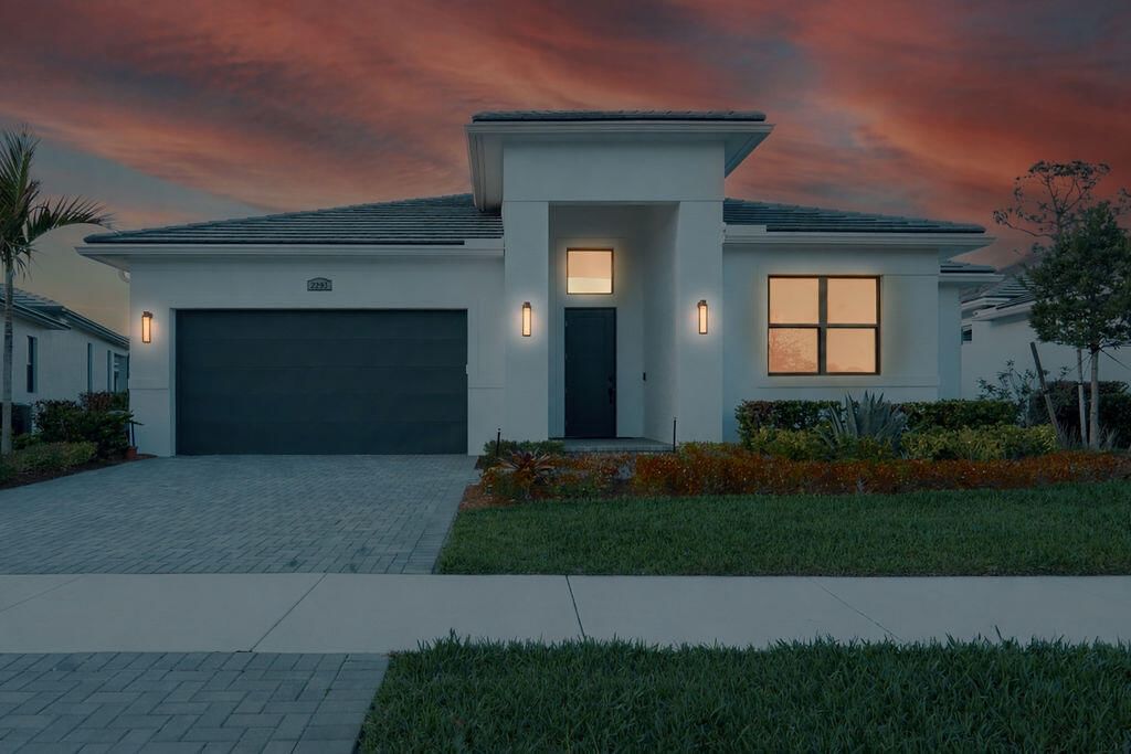 2293 SE Canopy Cove Lane, Port St Lucie, FL 34984 photo 2