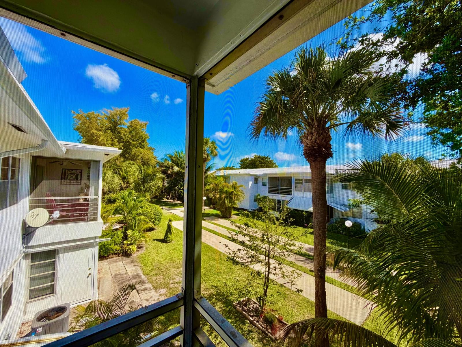 2551 W Golf Boulevard #204, Pompano Beach, FL 33064 photo 3