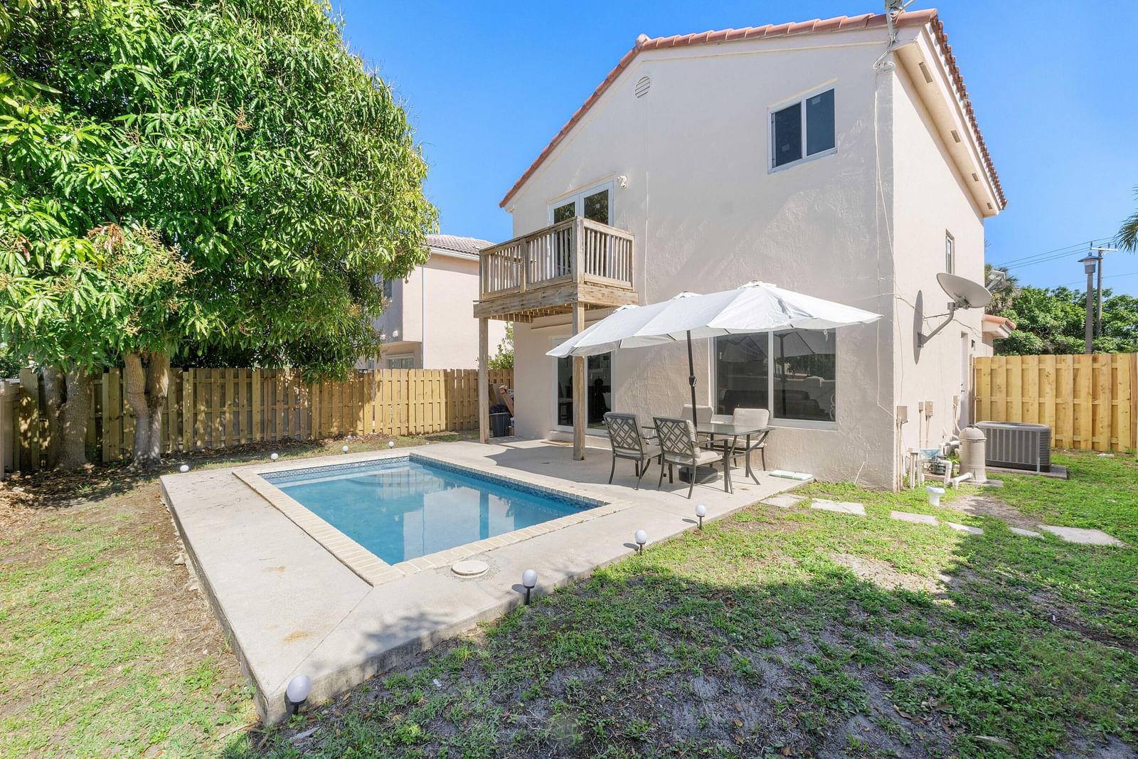 6363 Seagrape Circle, Margate, FL 33063 photo 2