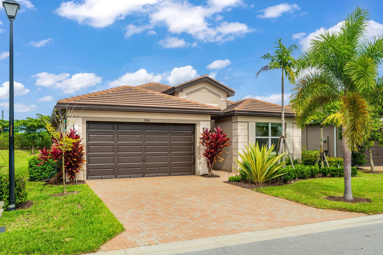 13541 SW Oceanus Boulevard, Port St Lucie, FL 34987 photo 4