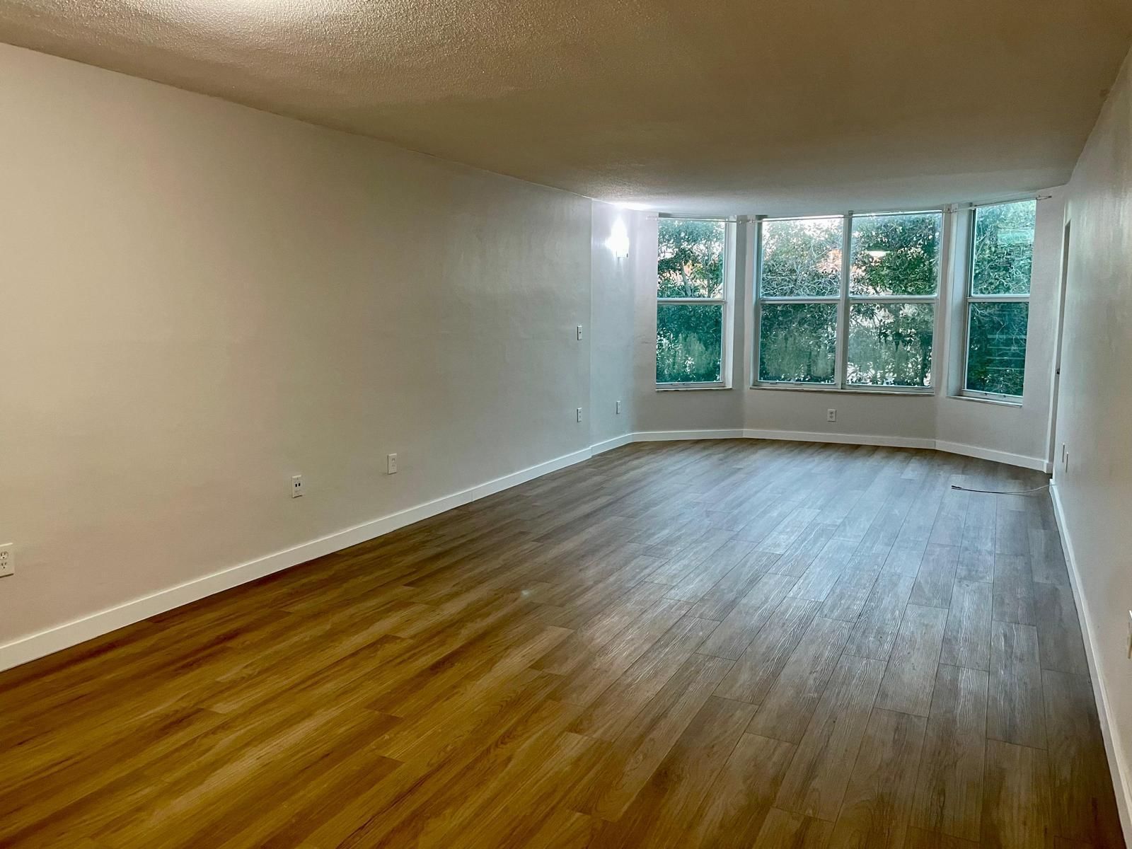 1401 NE 191st Street, Miami, FL 33179 photo 3