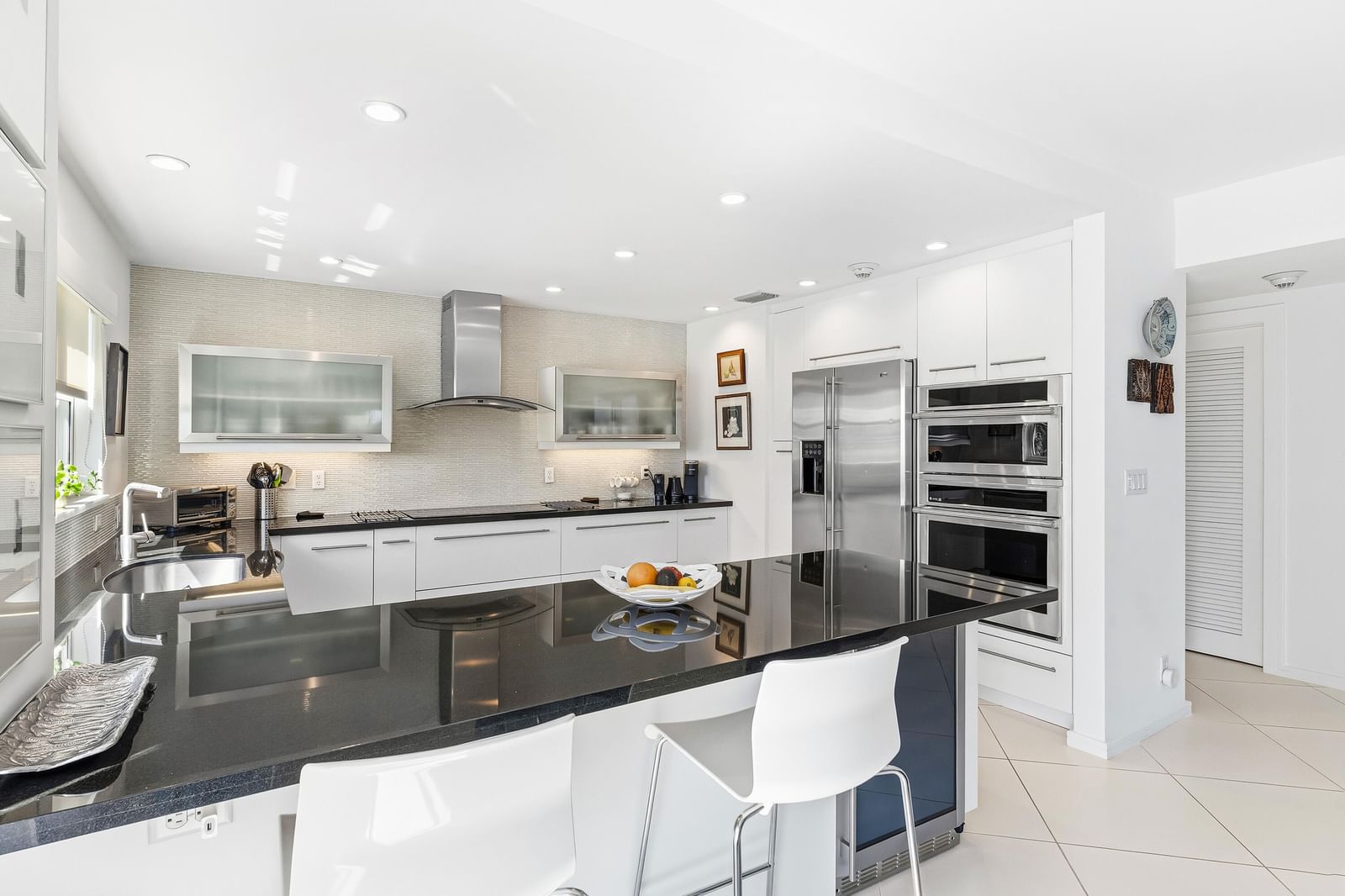 200 Macfarlane Drive #N-406, Delray Beach, FL 33483 photo 2