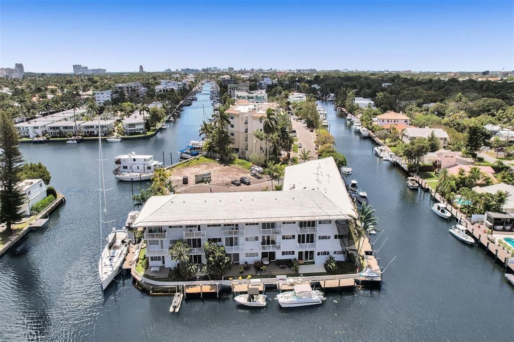 535 Hendricks Isle #209, Fort Lauderdale, FL 33301 photo 2