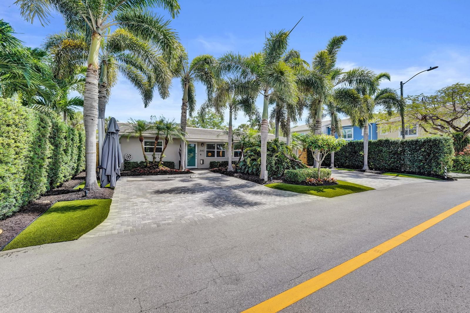 2610 NE 10th Terrace #2608-2610, Wilton Manors, FL 33334 photo 2