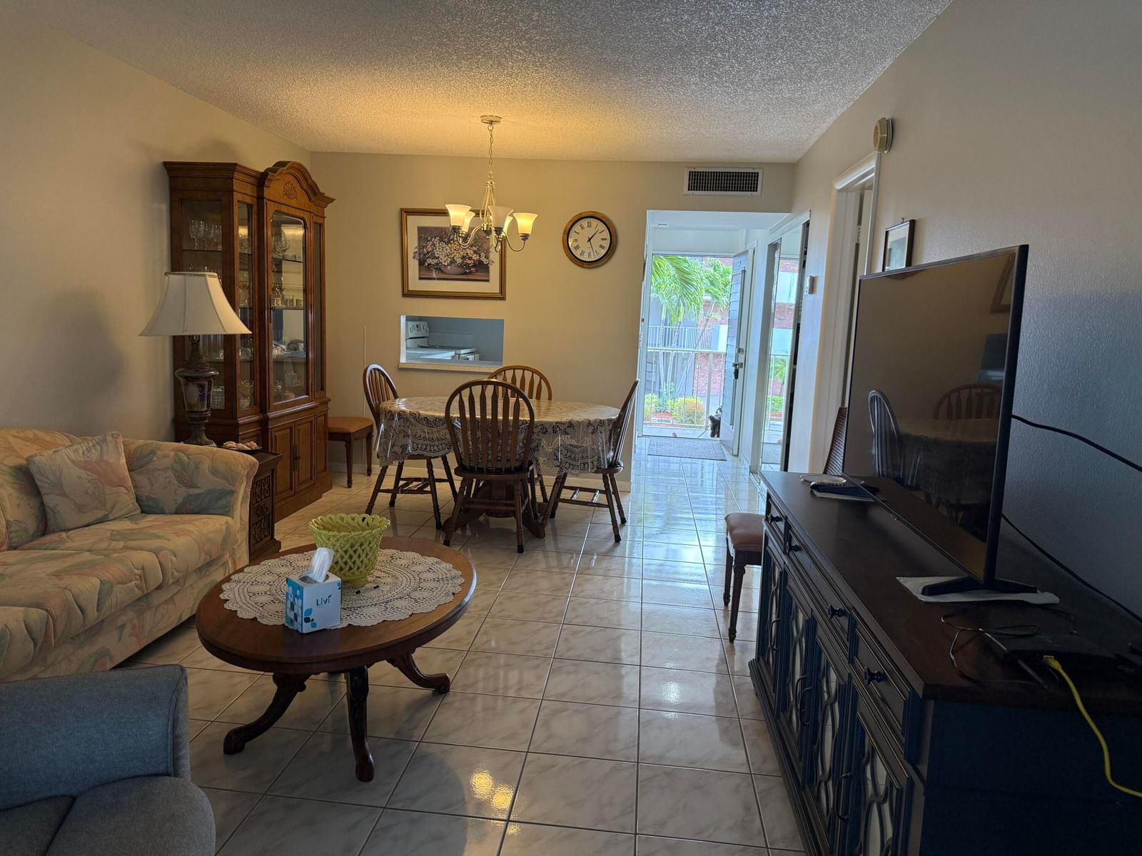 3001 NW 46th Avenue #204, Lauderdale Lakes, FL 33313 photo 4