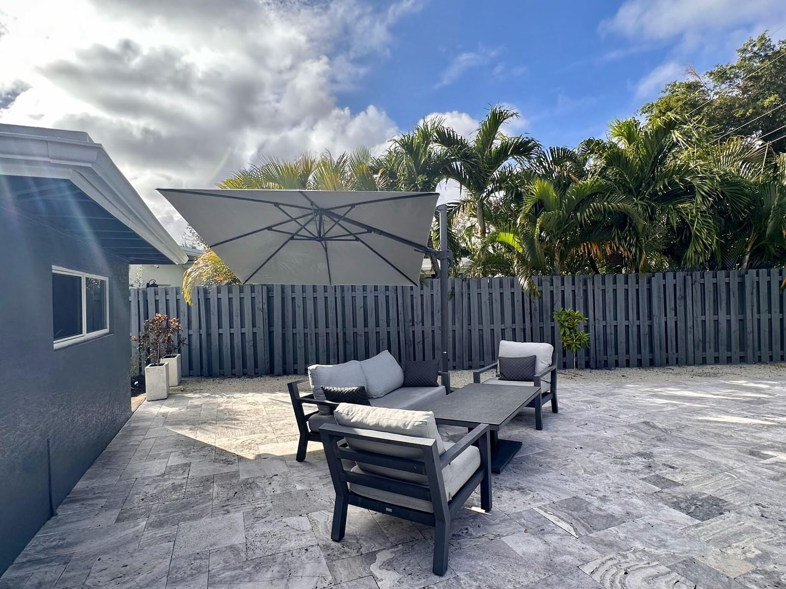 525 NE 27th Street, Wilton Manors, FL 33334 photo 4