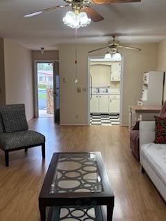 2995 Crosley Drive W #H, West Palm Beach, FL 33415 photo 2