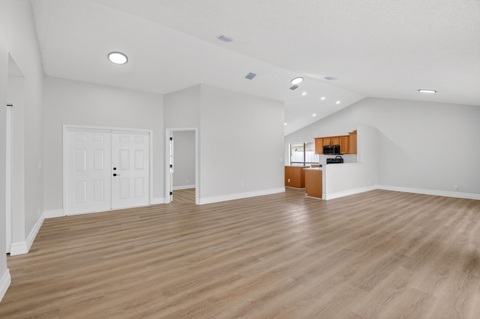 9537 Majestic Way, Boynton Beach, FL 33437 photo 4