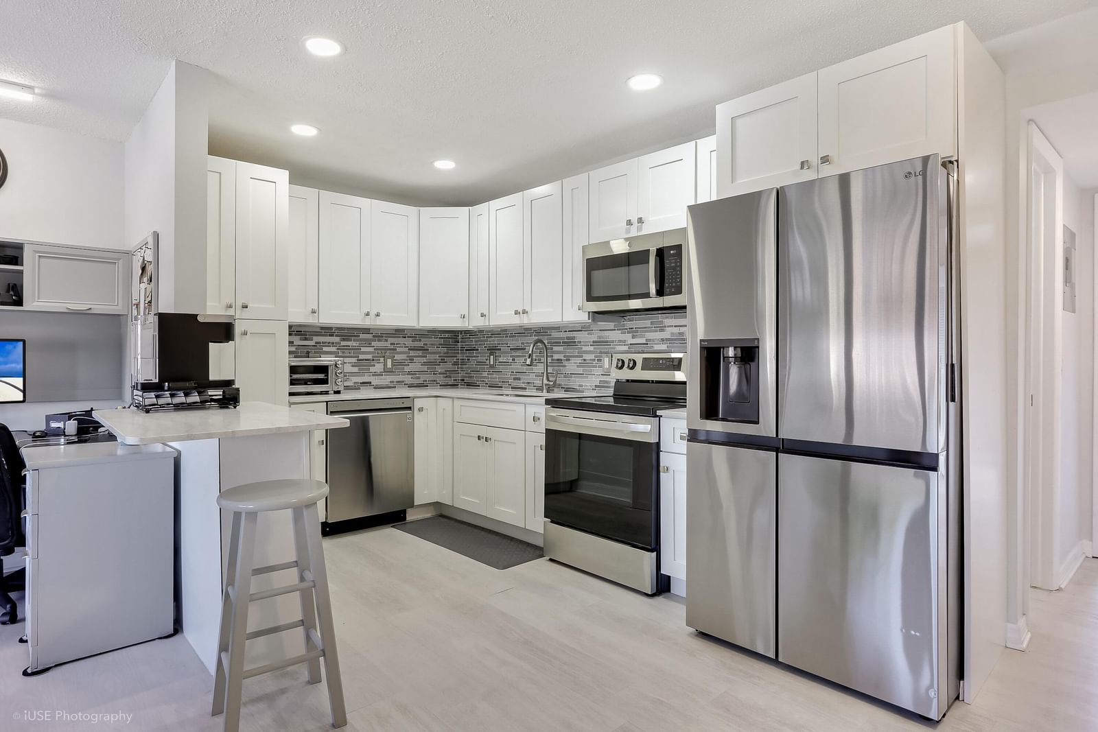 94 Hastings F, West Palm Beach, FL 33417 photo 2