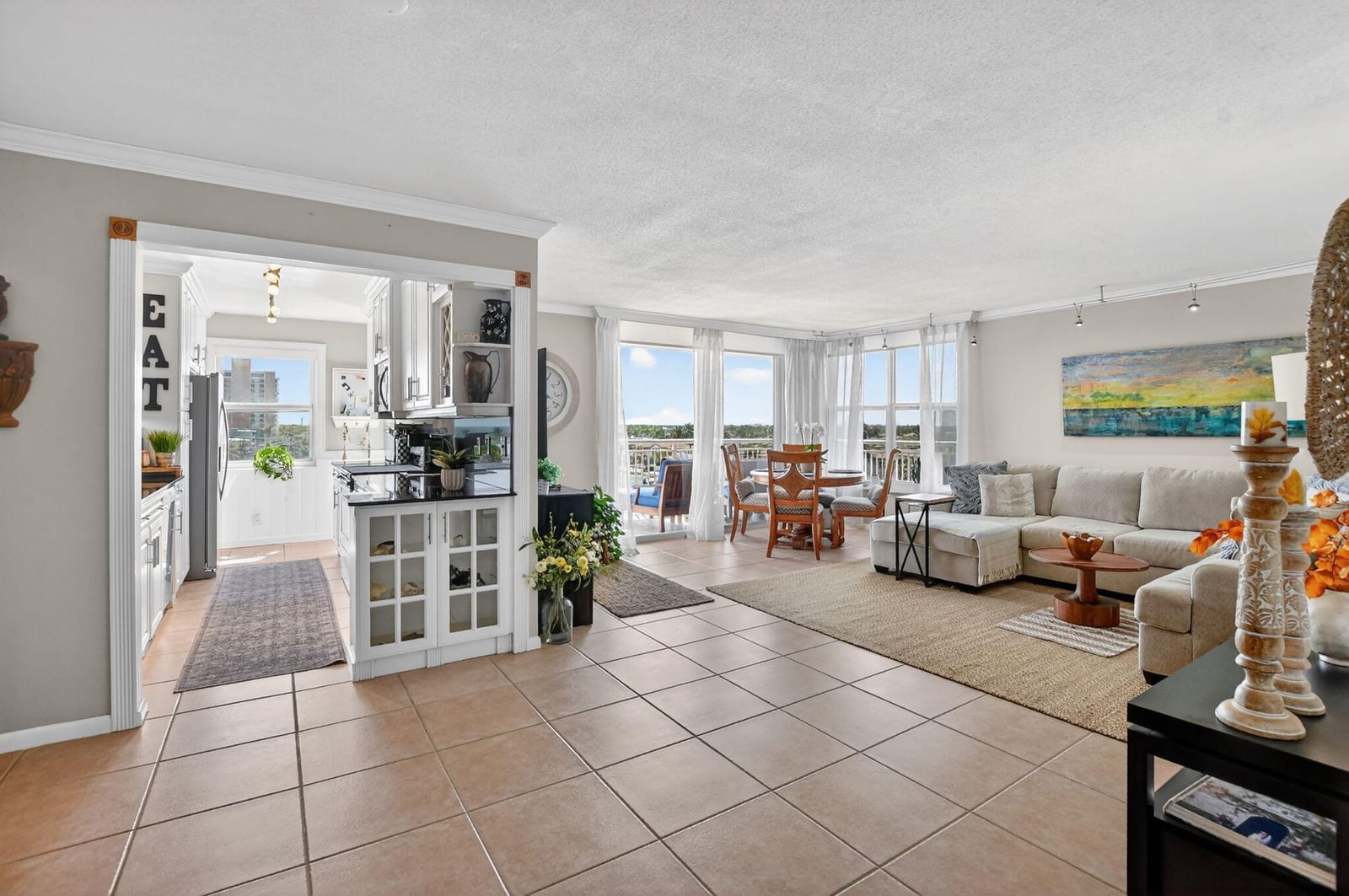 1050 Hillsboro Mile #602w, Hillsboro Beach, FL 33062 photo 4