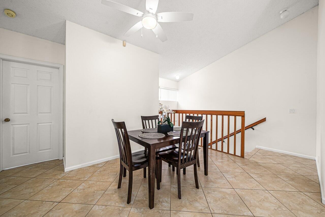 16 Via De Casas Sur #204, Boynton Beach, FL 33426 photo 5