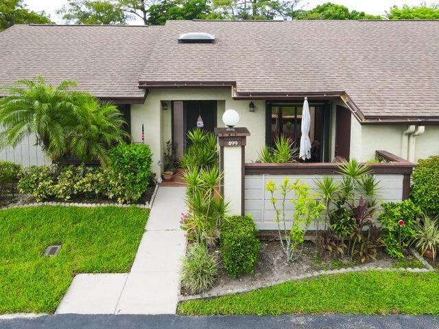 499 E Iron Forge Court, Royal Palm Beach, FL 33411 photo 2
