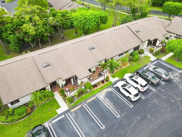 499 E Iron Forge Court, Royal Palm Beach, FL 33411 photo 3