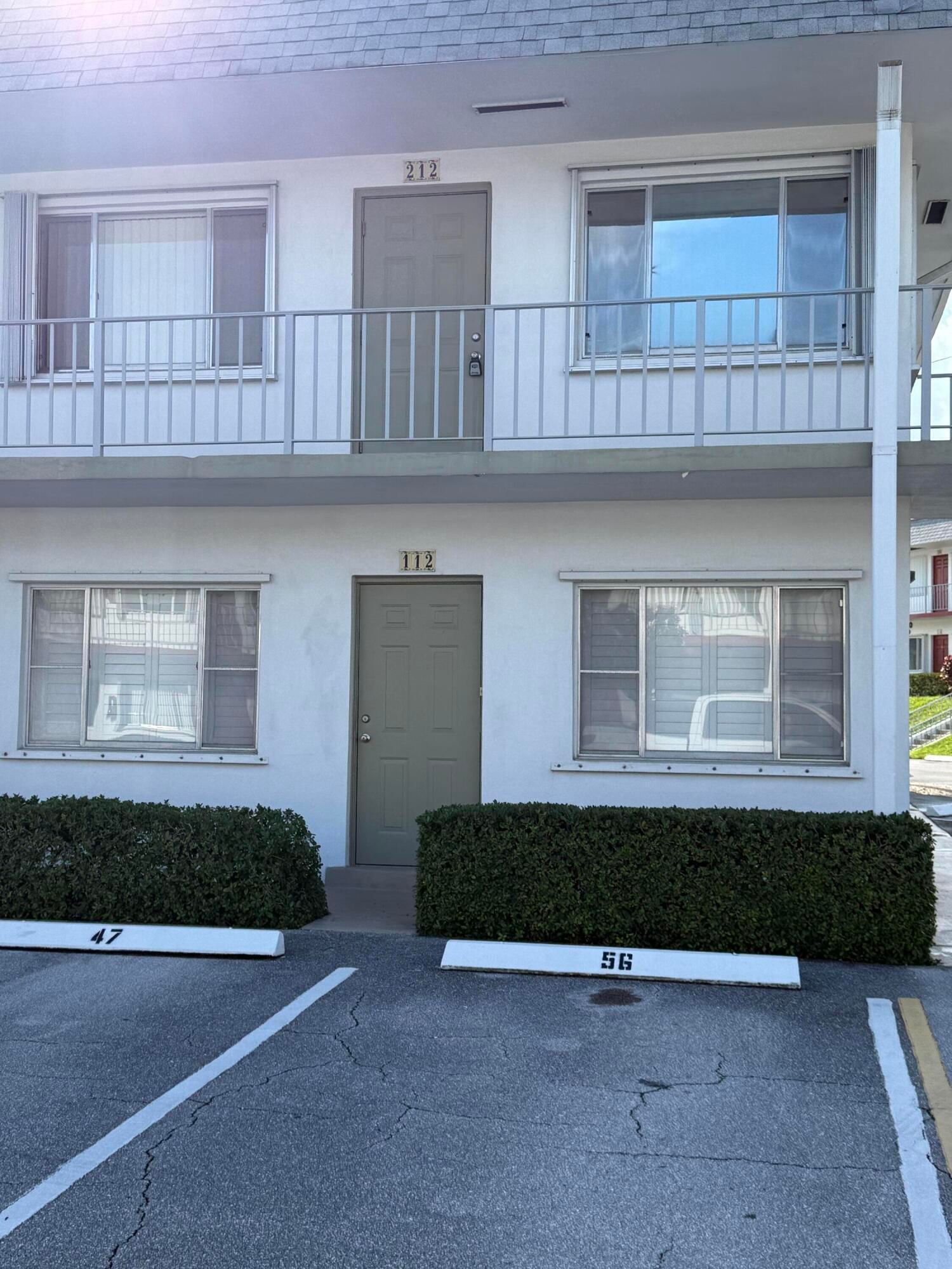 3160 Lake Osborne Drive #112, Lake Worth Beach, FL 33461 photo 2