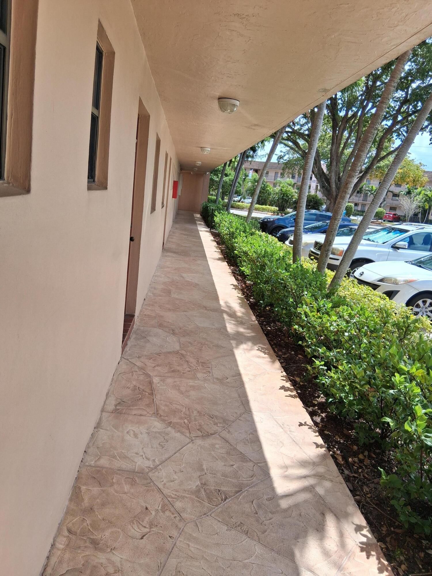 10303 Sunrise Lakes Boulevard #103, Sunrise, FL 33322 photo 4