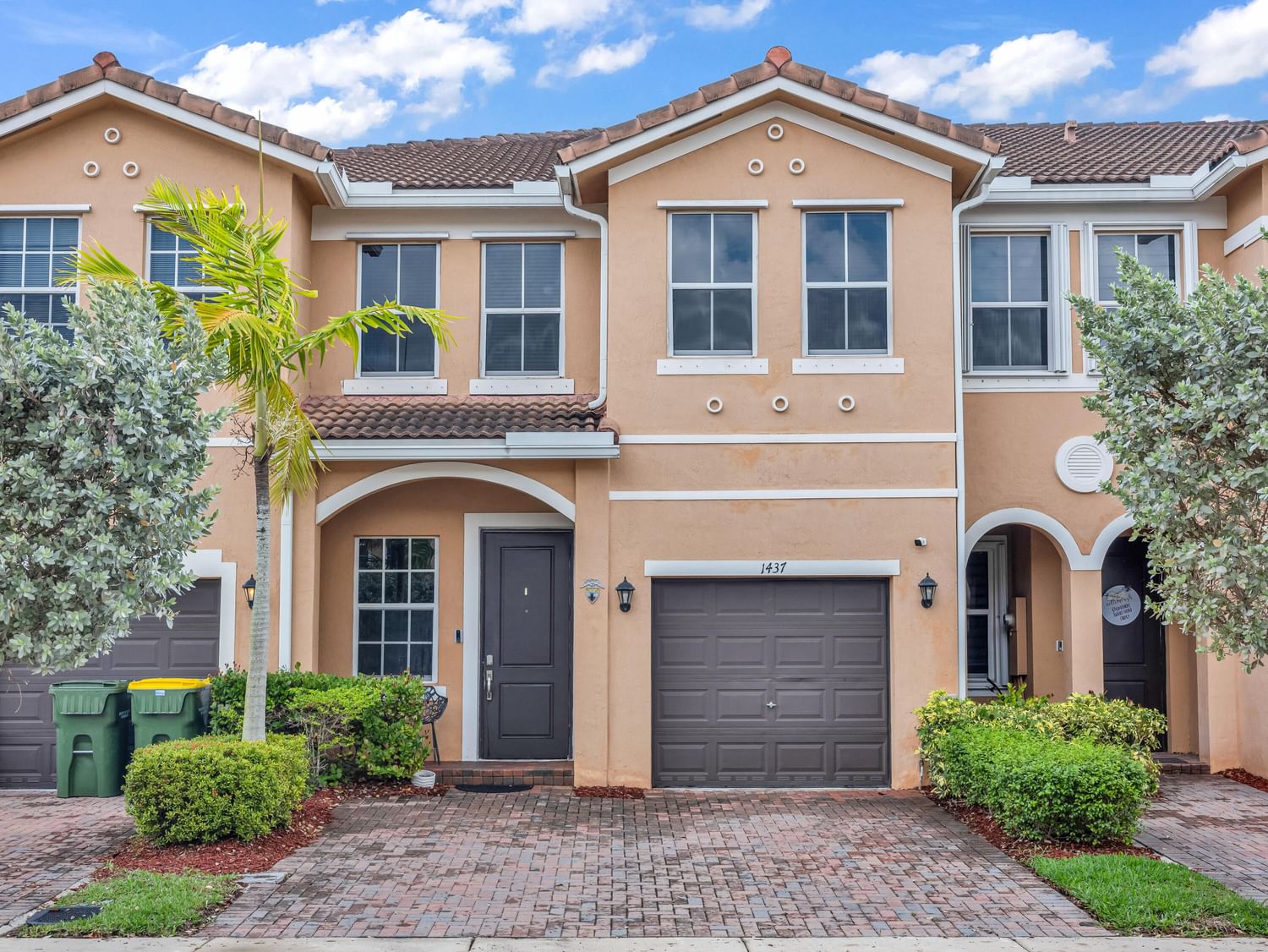 1437 SE 23rd Terrace, Homestead, FL 33035 photo 2