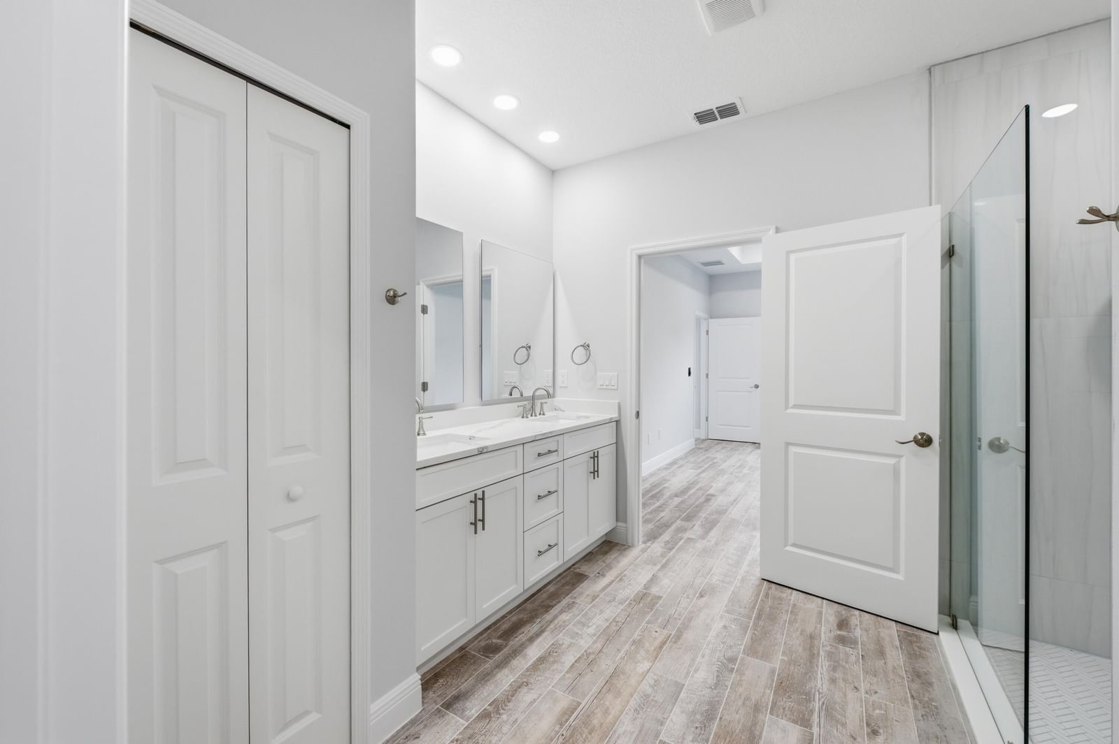 7825 92nd Court, Vero Beach, FL 32967 photo 4