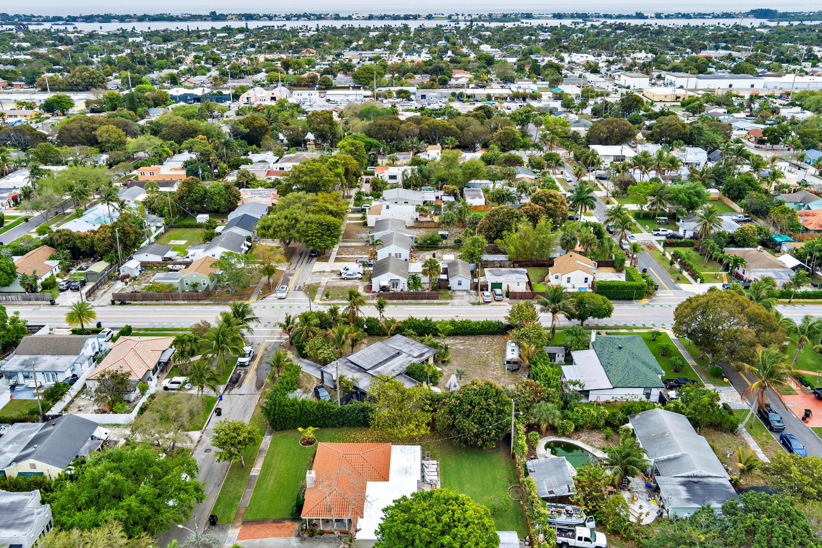 6311 Lake Avenue, West Palm Beach, FL 33405 photo 2