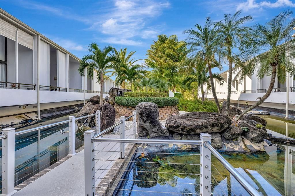 3589 S Ocean Boulevard #10, South Palm Beach, FL 33480 photo 2