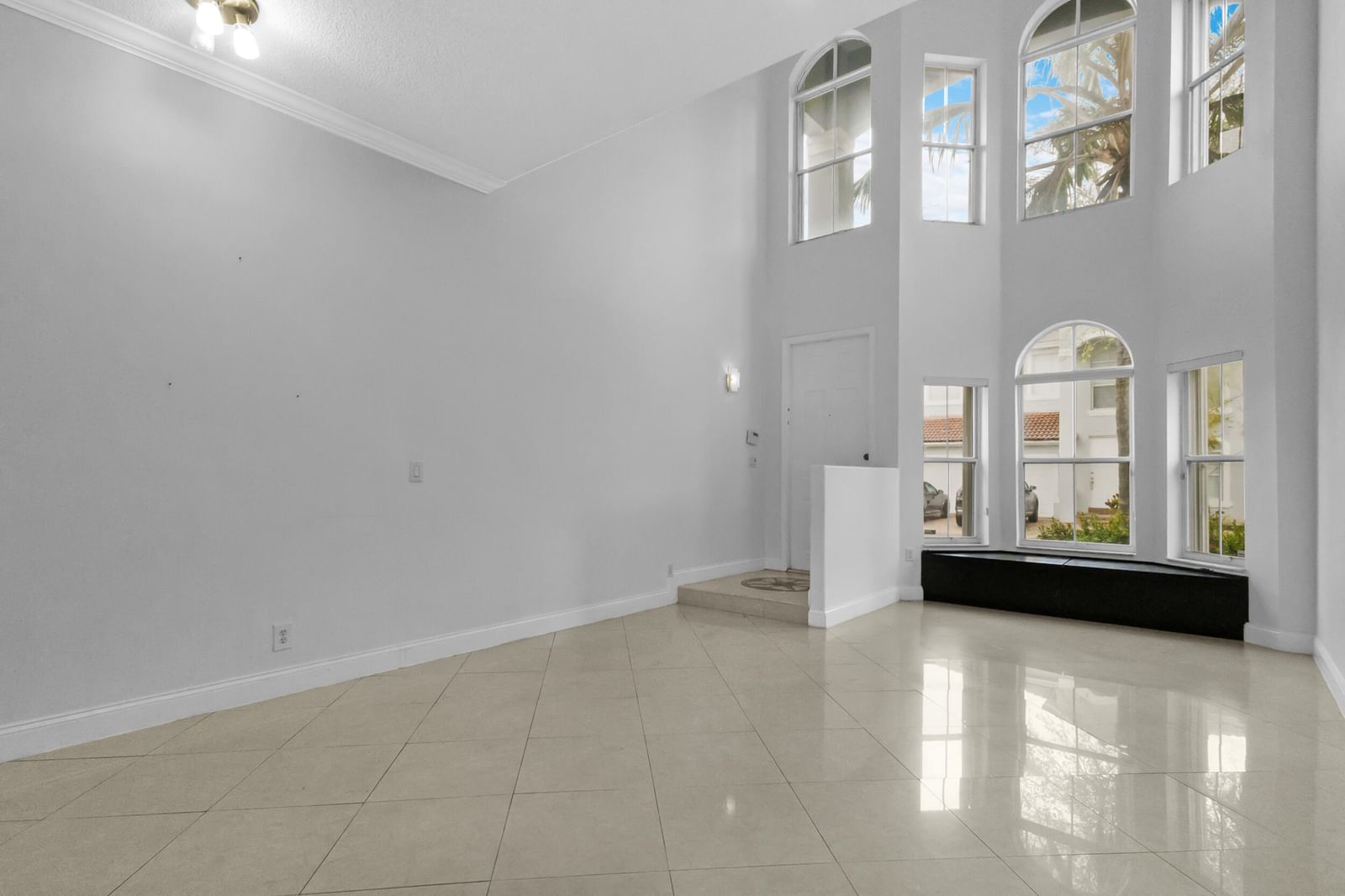 3768 SW 50th Court, Hollywood, FL 33312 photo 2
