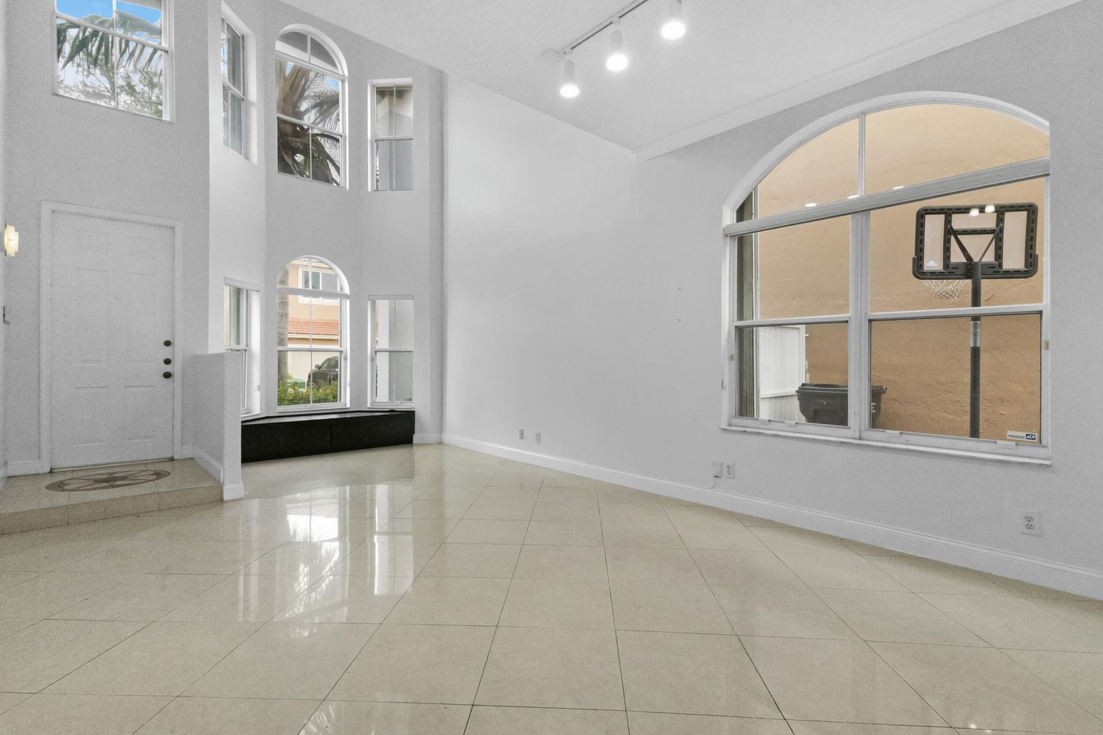 3768 SW 50th Court, Hollywood, FL 33312 photo 3