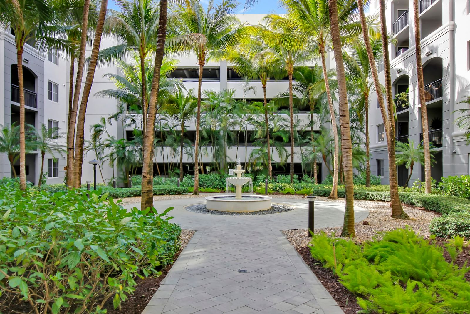1660 Renaissance Commons Boulevard #2118, Boynton Beach, FL 33426 photo 2