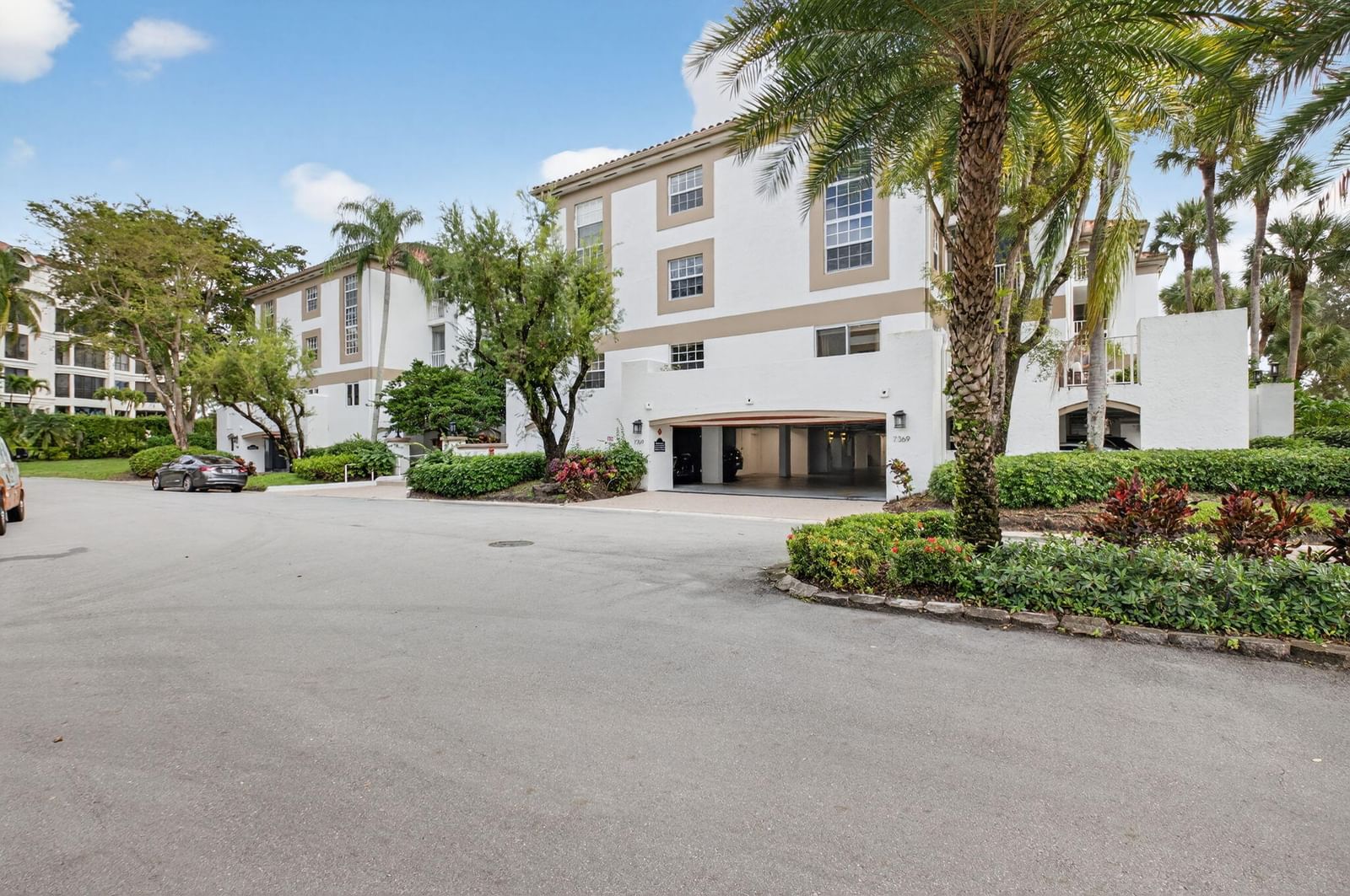 7369 Orangewood Lane Ln #307, Boca Raton, FL 33433 photo 2
