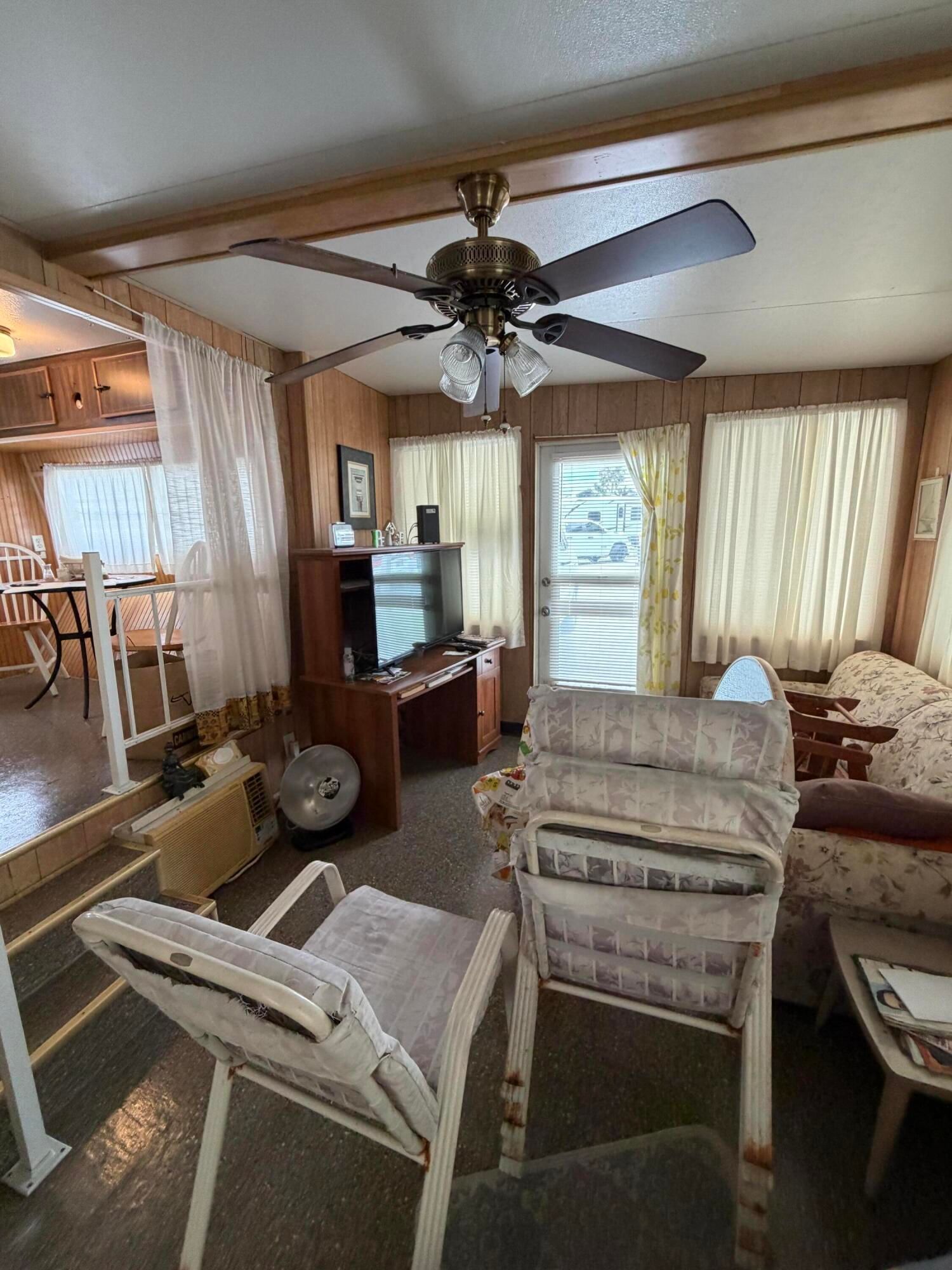 6657 SE 56th Ln Ln, Okeechobee, FL 34974 photo 4