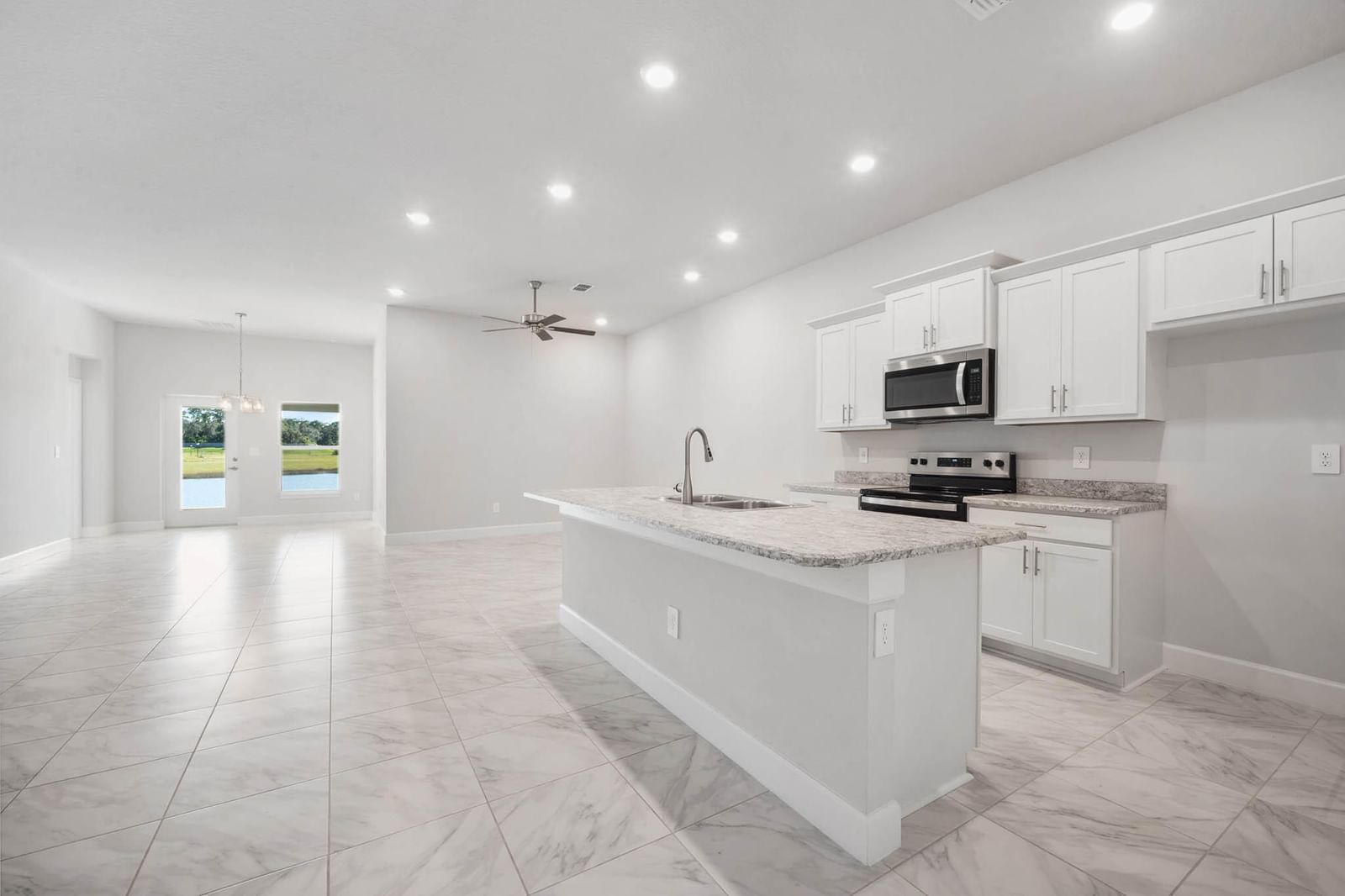 8646 Giovanni Avenue, Fort Pierce, FL 34951 photo 4