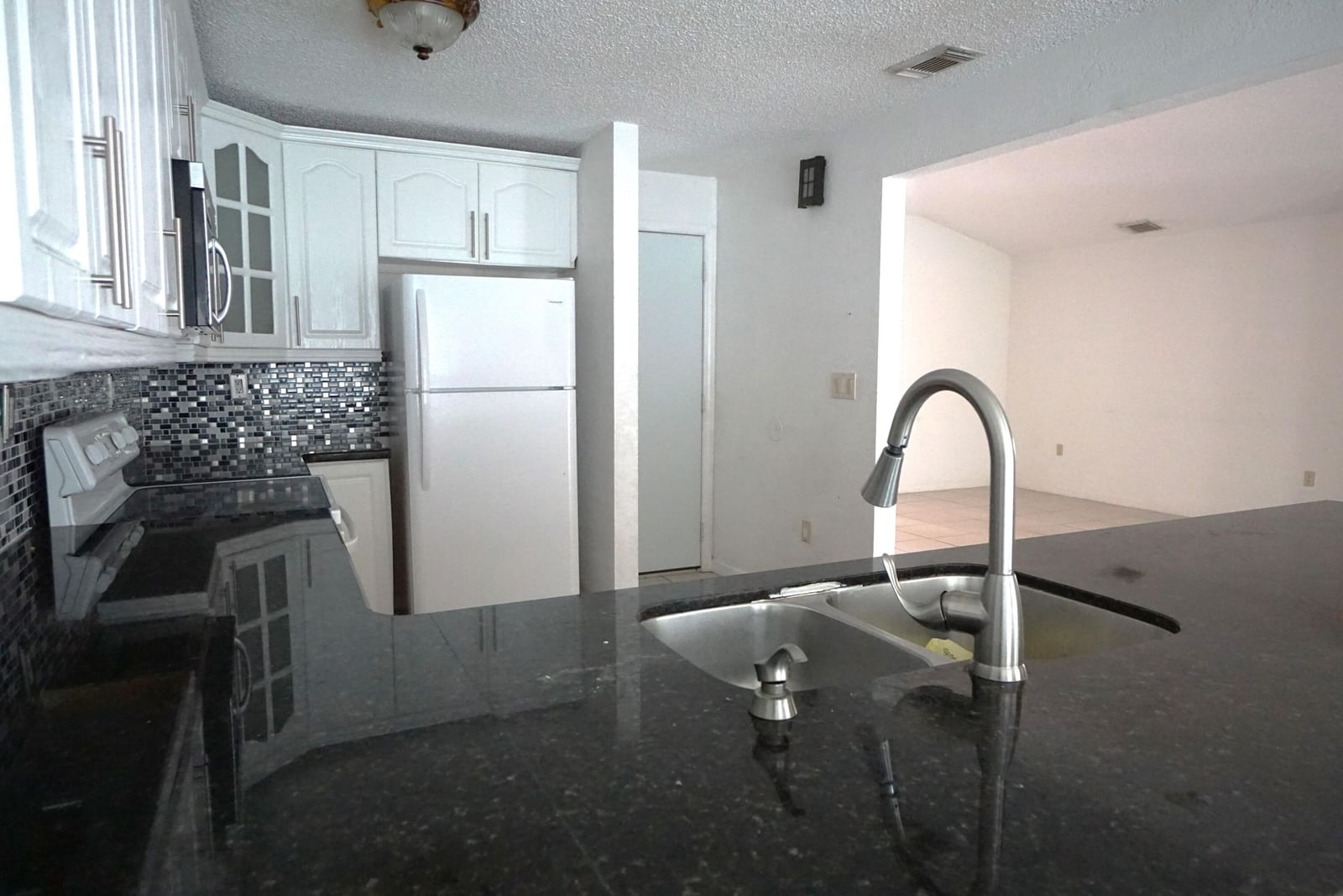 18011 SW 139th Court, Miami, FL 33177 photo 5