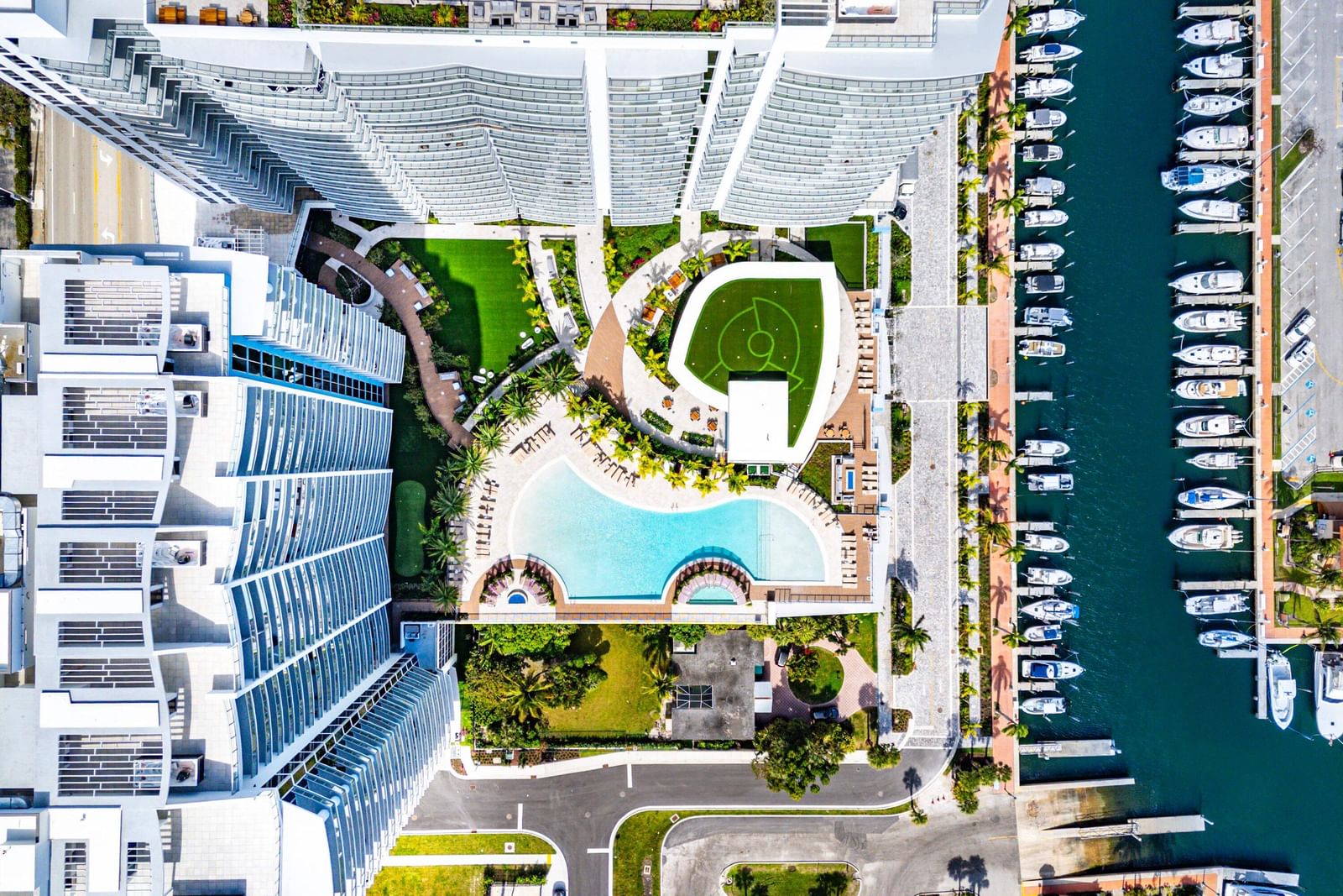 220 Lake Shore Drive #1010, Lake Park, FL 33403 photo 3