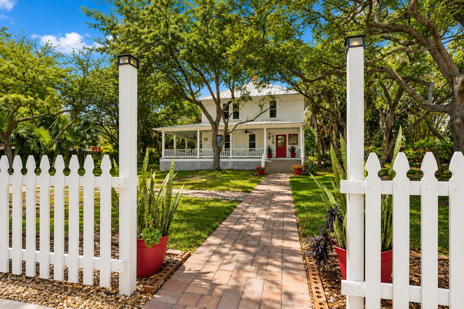 419 N 2nd Street, Fort Pierce, FL 34950 photo 2